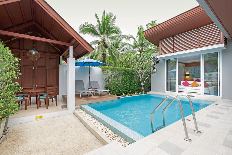 Apsara Beachfront Resort and Villa 4