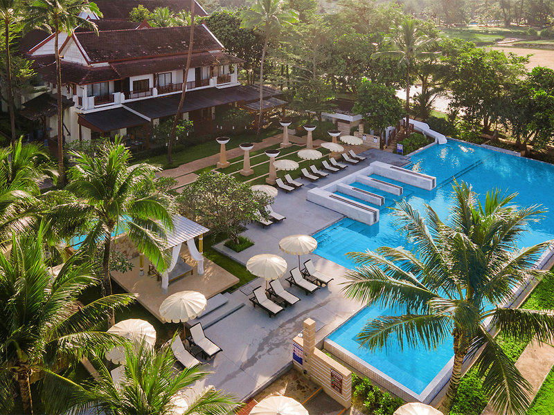 COOEE Apsara Beachfront Resort & Villa 12