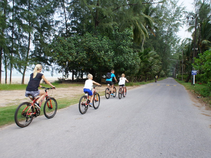 COOEE Apsara Beachfront Resort & Villa 39