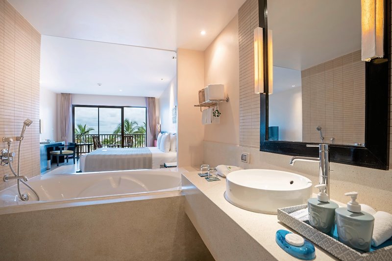 COOEE Apsara Beachfront Resort & Villa 20