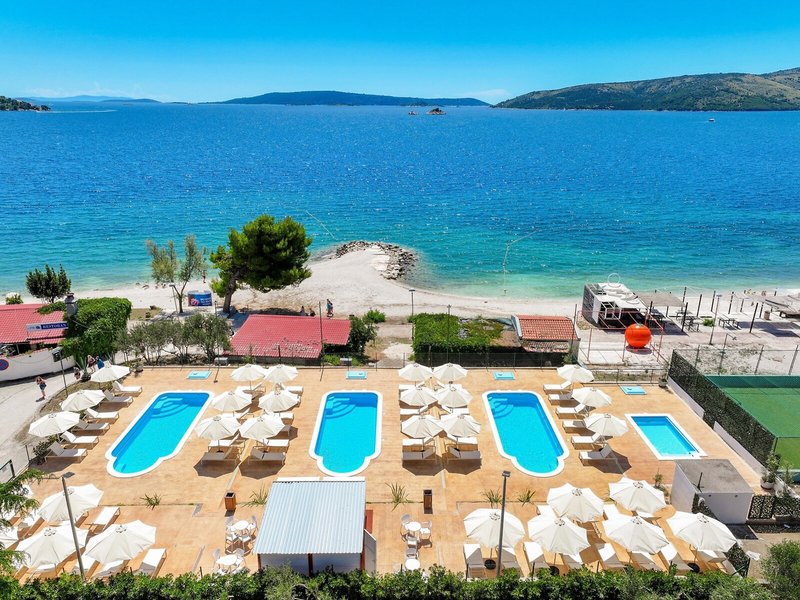 Medena Appartements 18 - Outdoor Pool