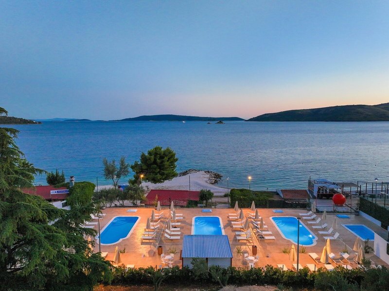 Medena Appartements 20 - Outdoor Pool