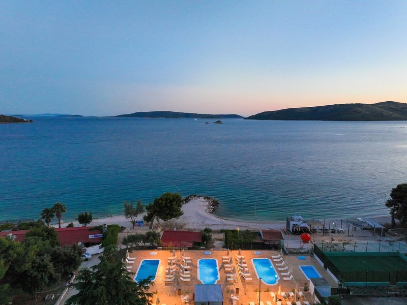 Medena Appartements 22 - Outdoor Pool