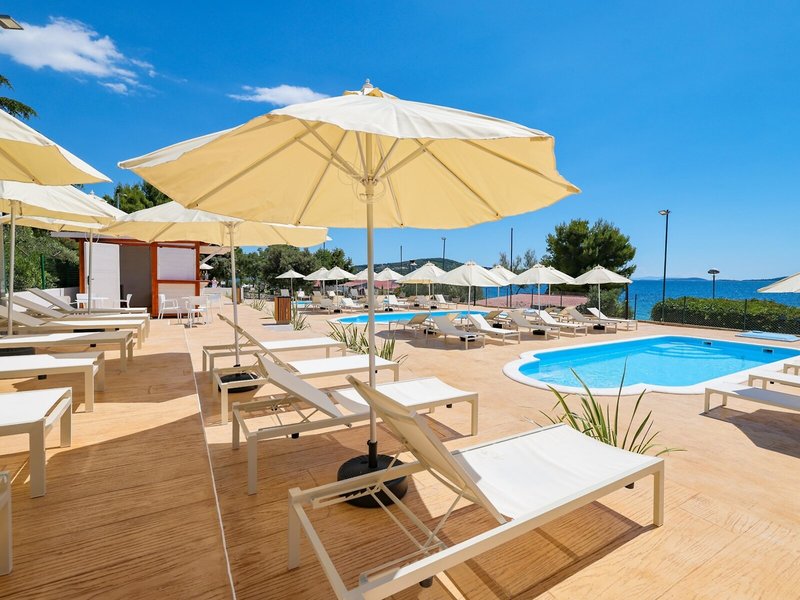 Medena Appartements 32 - Outdoor Pool
