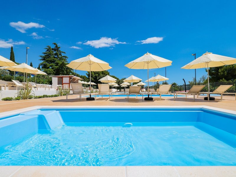 Medena Appartements 35 - Outdoor Pool