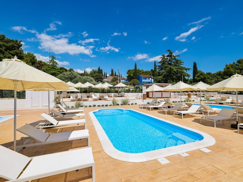 Medena Appartements 37 - Outdoor Pool