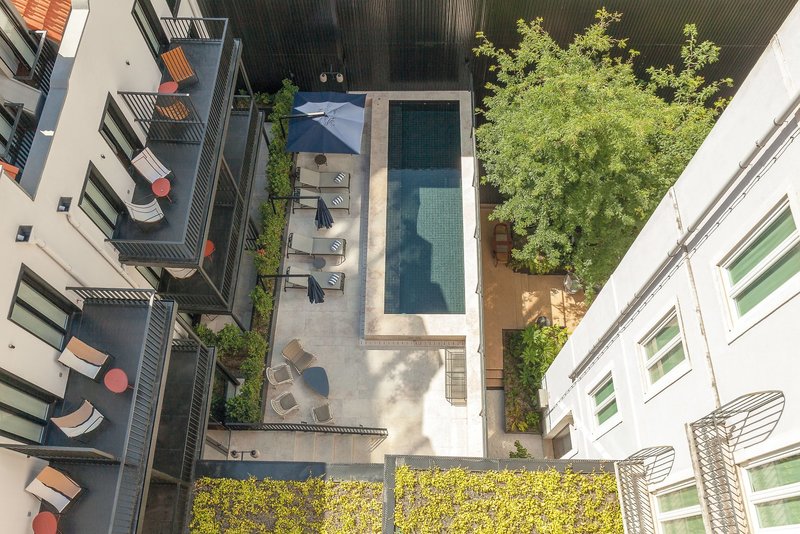 Hotel Valverde Lisboa 13