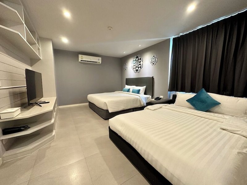 The Crib Patong 11