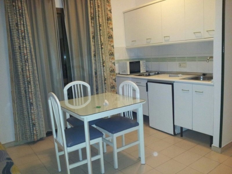 Apartamentos Mediterráneos 11