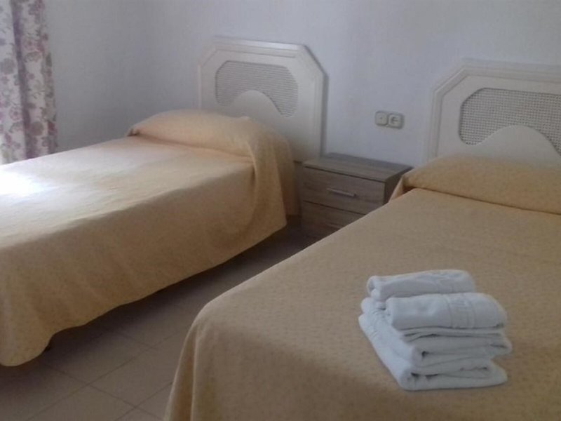 Apartamentos Mediterráneos 18