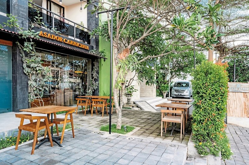 Taksu Sanur Hotel 13