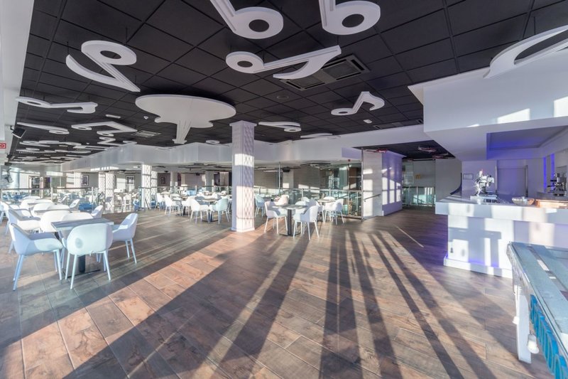 Sandos Benidorm Suites 4