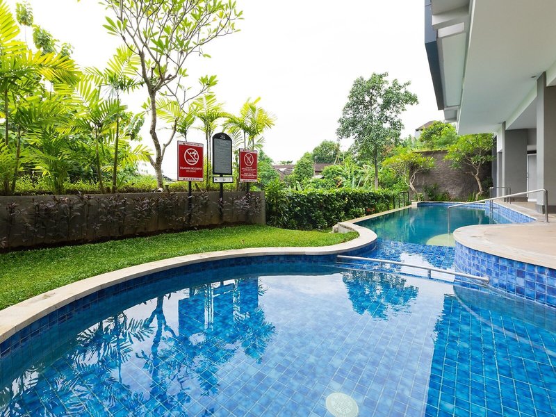 NEO Denpasar 2 - Outdoor Pool