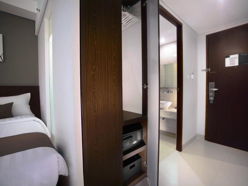 NEO Denpasar 8 - Room Example