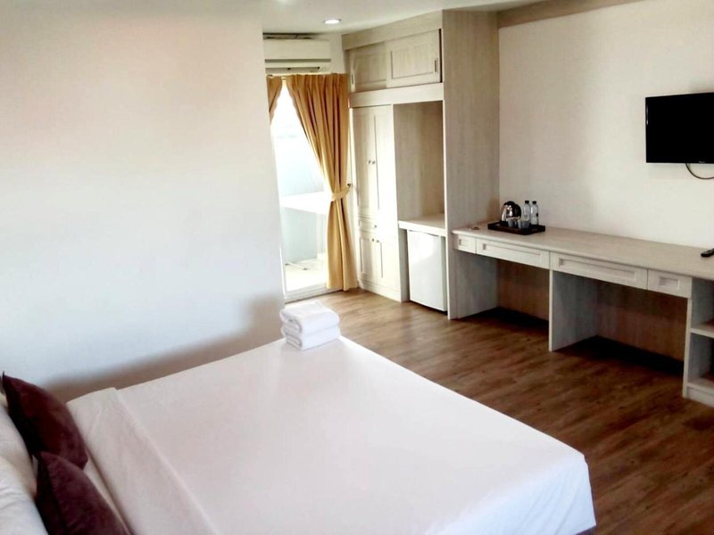 S.B. Living Place 32