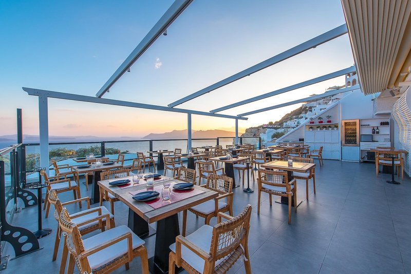 Santorini Secret Suites & Spa 5