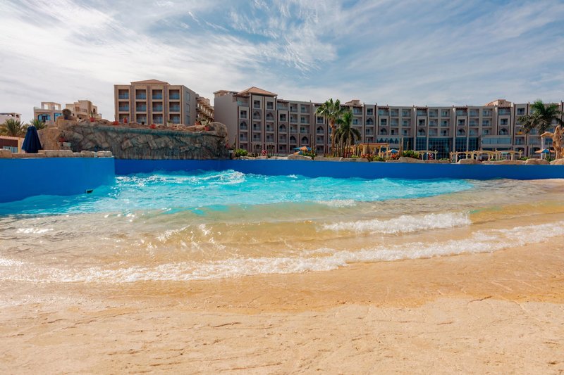 Hawaii Caesar Palace Hotel & Aqua Park  7