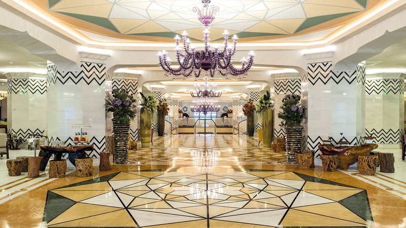 Royal Taj Mahal 5