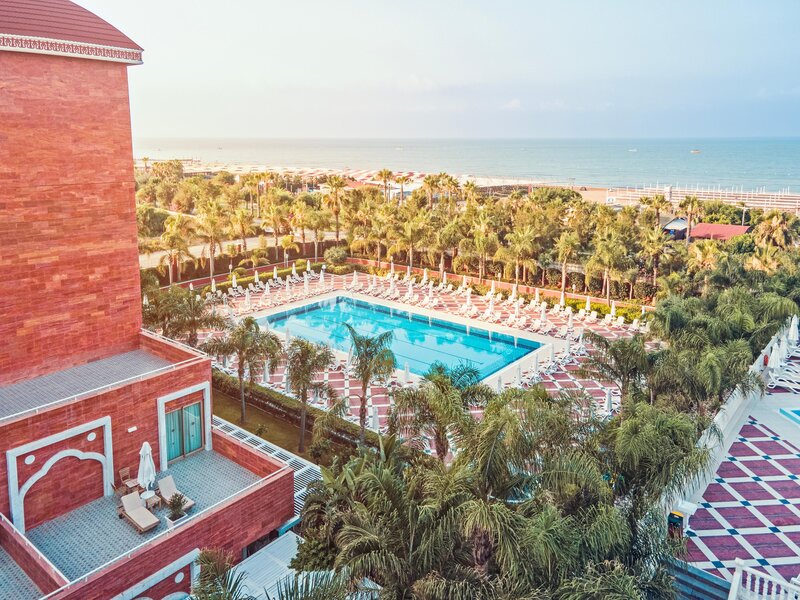 Royal Taj Mahal 39