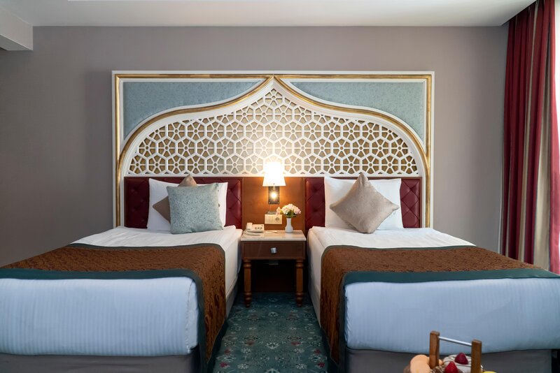 Royal Taj Mahal 15
