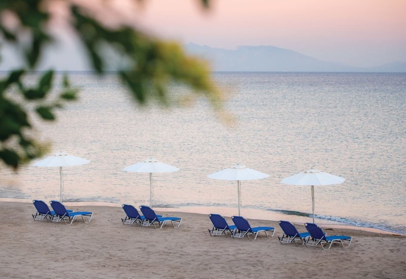 Grand Blue Beach Hotel 11