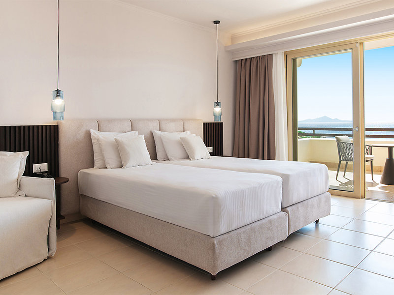 Grand Blue Beach Hotel 19