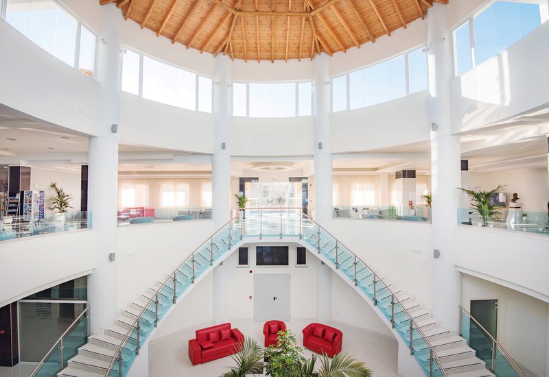 Grand Blue Beach Hotel 9