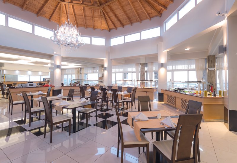 Grand Blue Beach Hotel 11