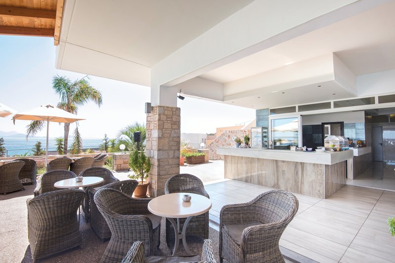 Grand Blue Beach Hotel 16