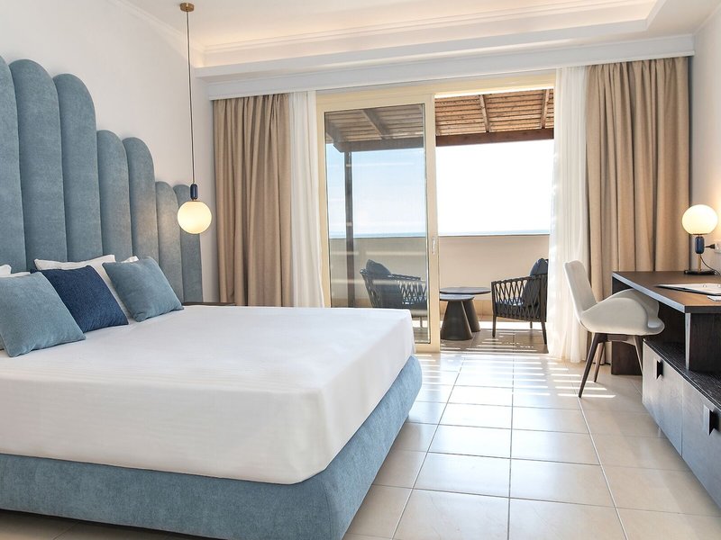 Grand Blue Beach Hotel 48