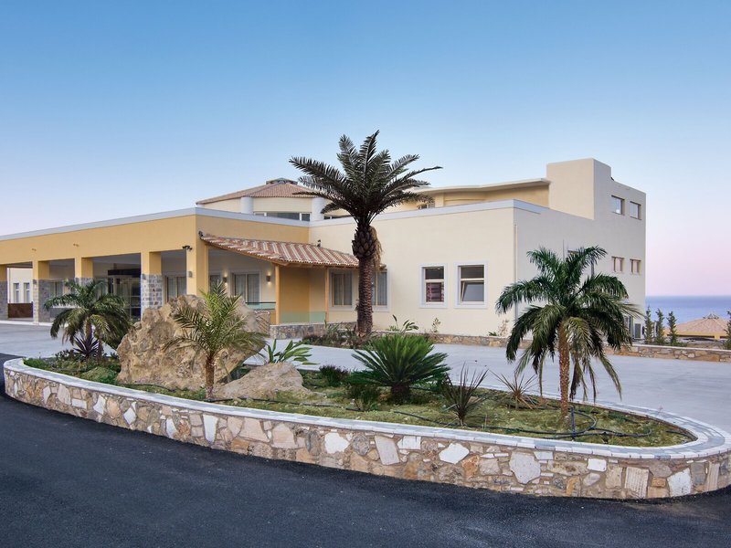 Grand Blue Beach Hotel 3