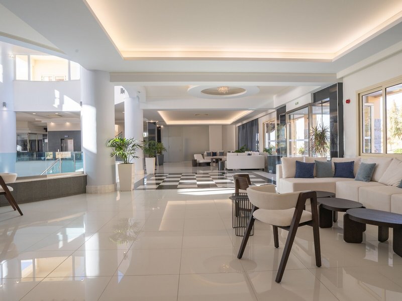 Grand Blue Beach Hotel 24