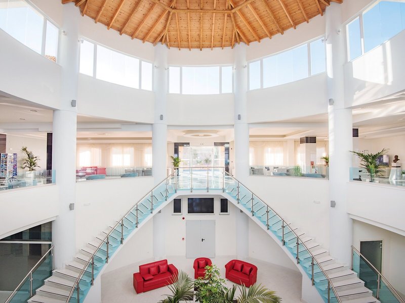 Grand Blue Beach Hotel 25