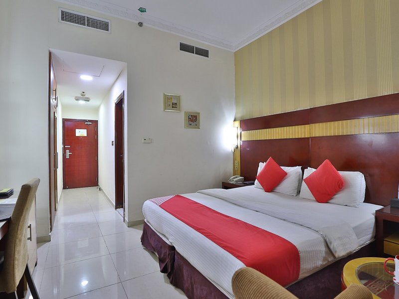 Phoenix Hotel 15