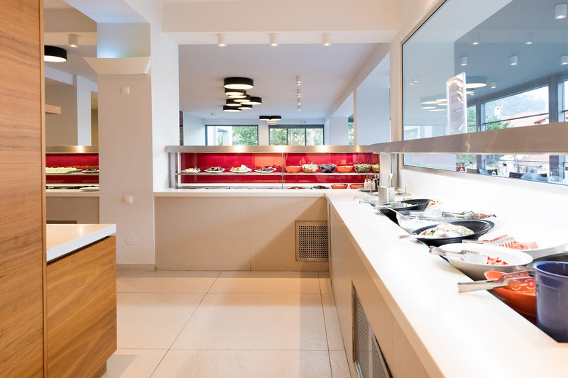 Princess Golden Beach Hotel 18