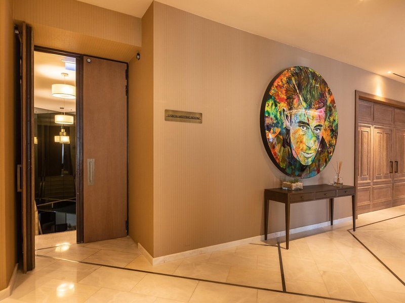 Crowne Plaza Porto 9