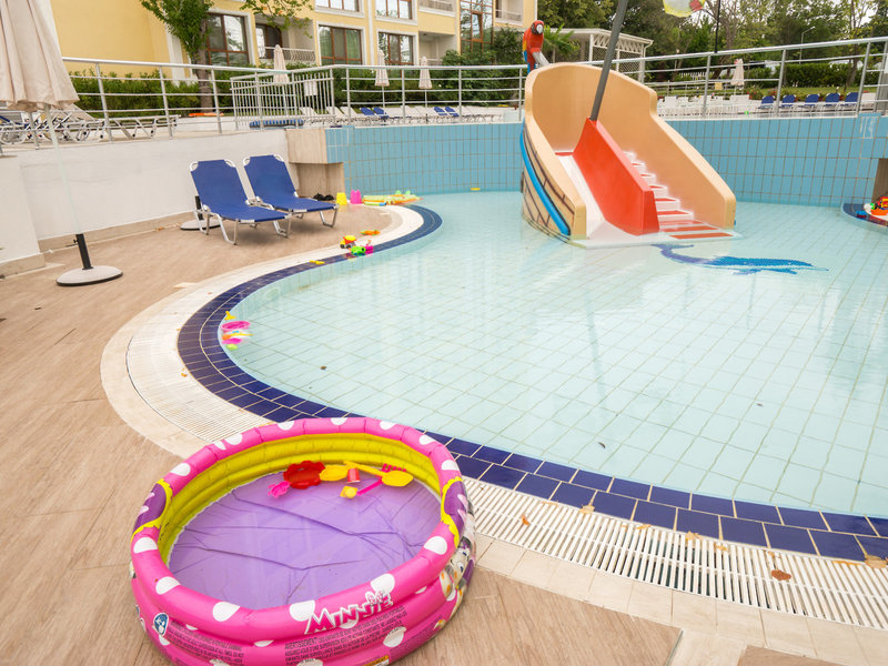 Royal Perla 8 - Outdoor Pool