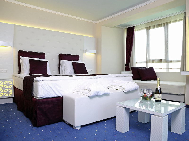 Royal Perla 31 - Room Example