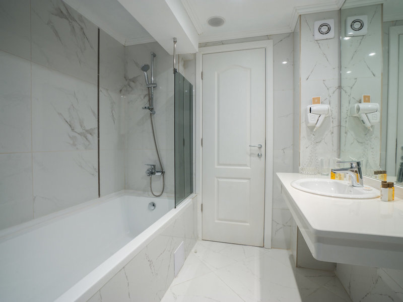 Royal Perla 36 - Room Example