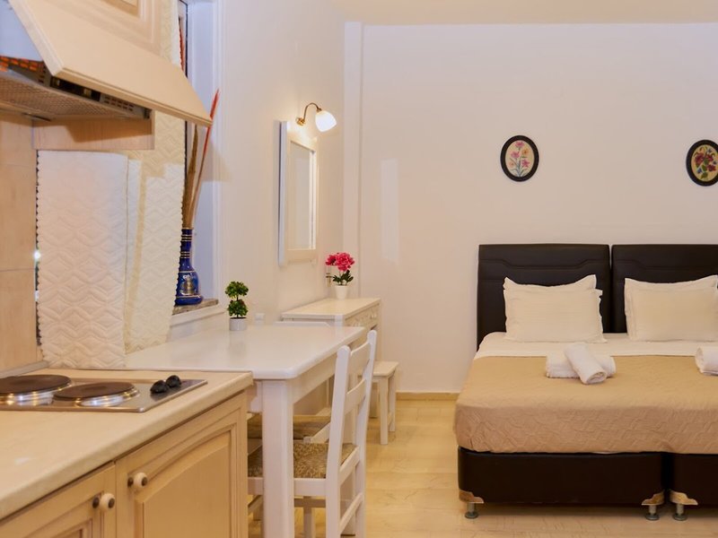 Irini Studios Stalis 12