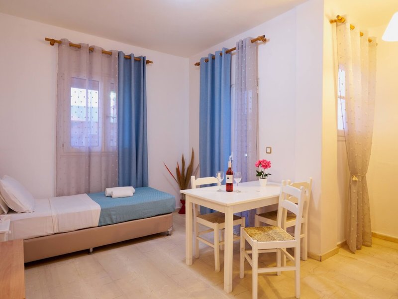 Irini Studios Stalis 18