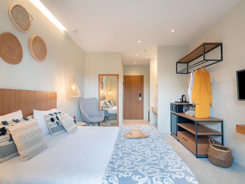 Ekati Mare Lifestyle Beach Resort 27