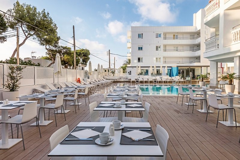 Hotel Triton Beach 16