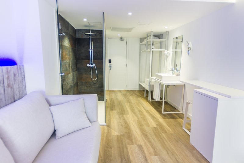 Hotel Triton Beach 11