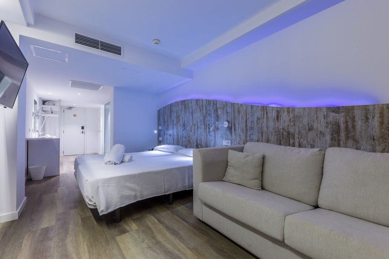 Hotel Triton Beach 16