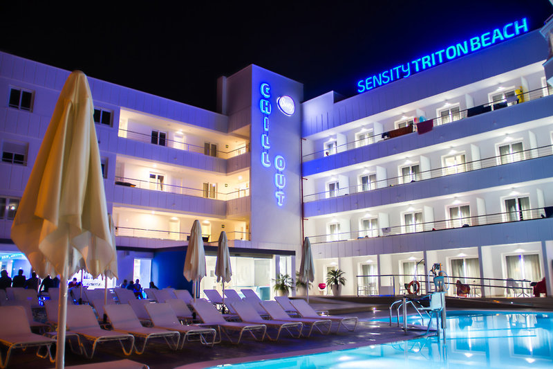 Hotel Triton Beach 1