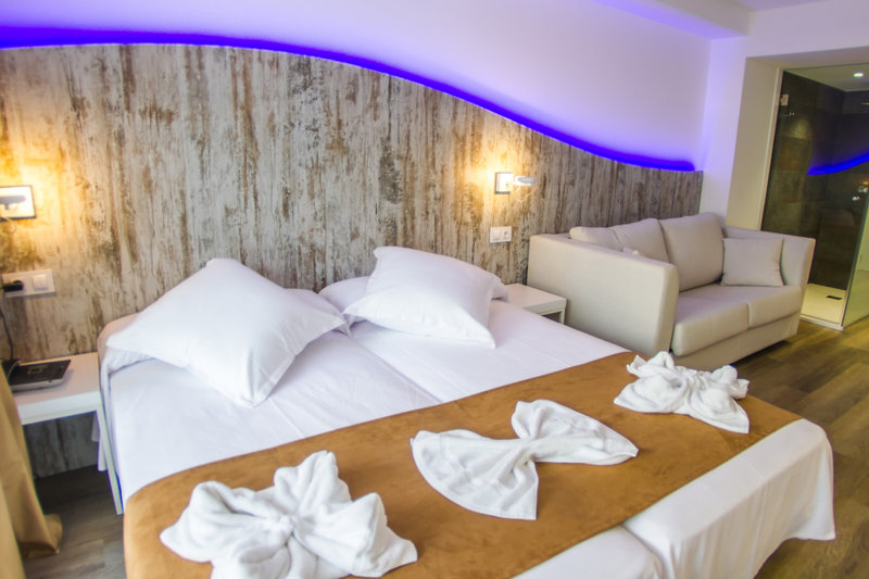 Hotel Triton Beach 6