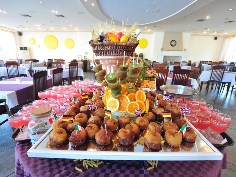 Michelangelo Resort 26