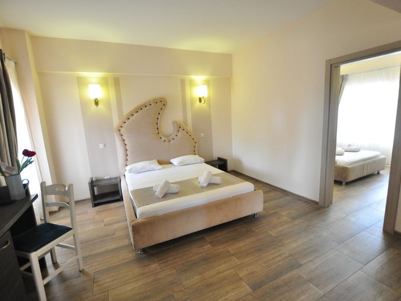 Michelangelo Resort 43