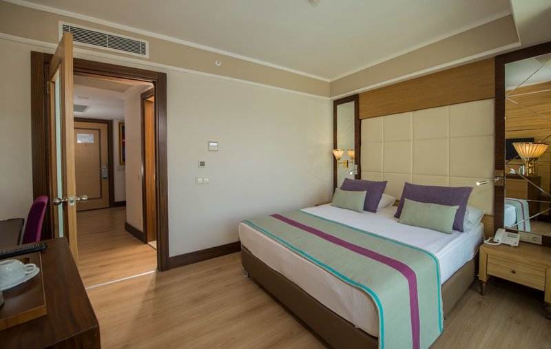 Dream World Aqua 15